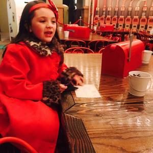 Meet your Posher, Eliiz